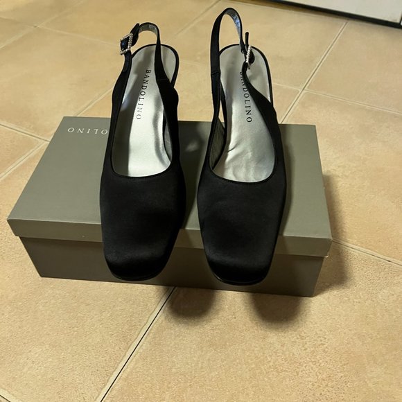 Bandolino Black Dress Heels - Block Heel, Round Toe w/Rhinestone Buckle - 8.5 - Picture 2 of 4